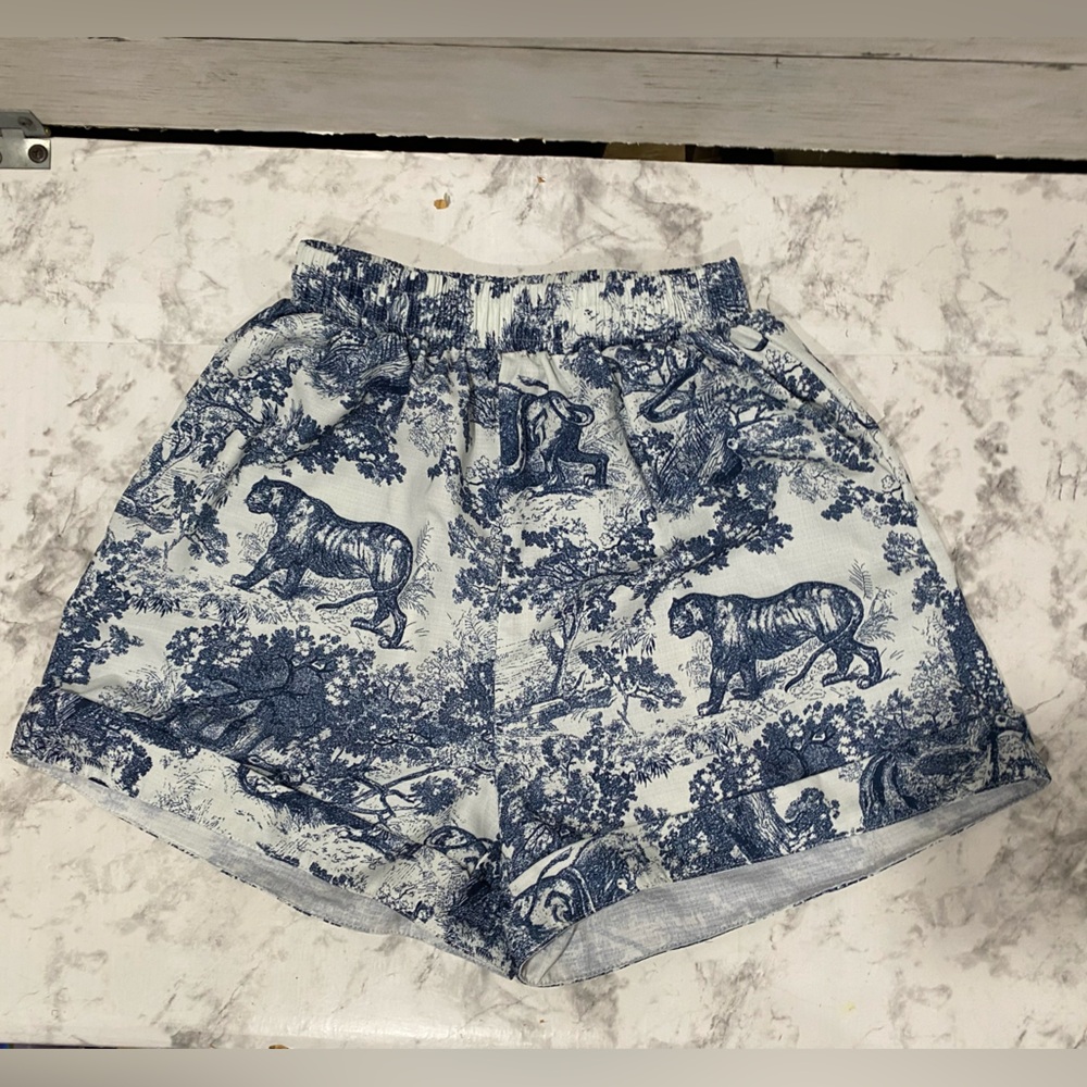 Commense Animal Print Shorts Blue And White Women’s XS Tiger Trees